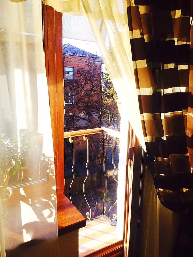 Apartment Voznesenska 25 Dnipro Luaran gambar